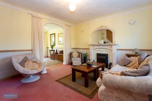 Sitting Room- click for photo gallery